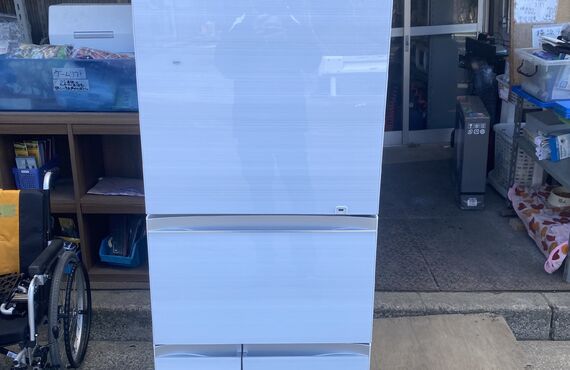 冷蔵庫　入荷しました！